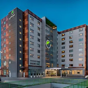 Element Airport Hotel YYC