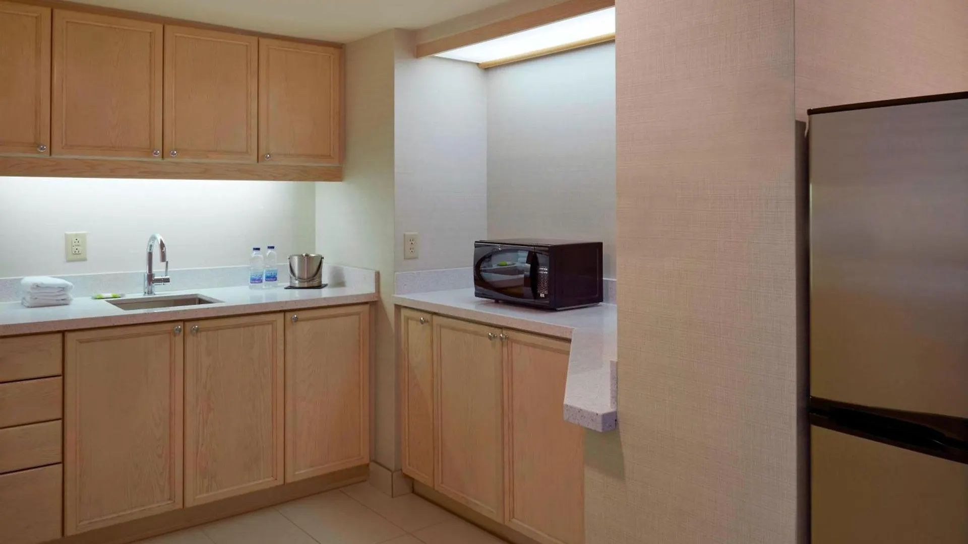 Delta Hotels By Marriott Toronto Airport & Conference Centre 4*,