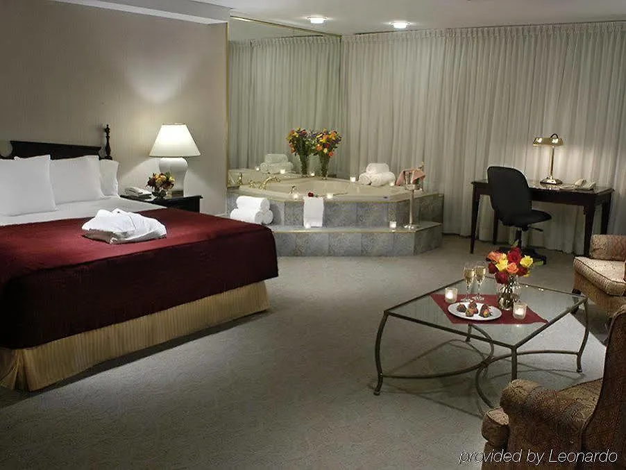 Delta Hotels By Marriott Toronto Airport & Conference Centre